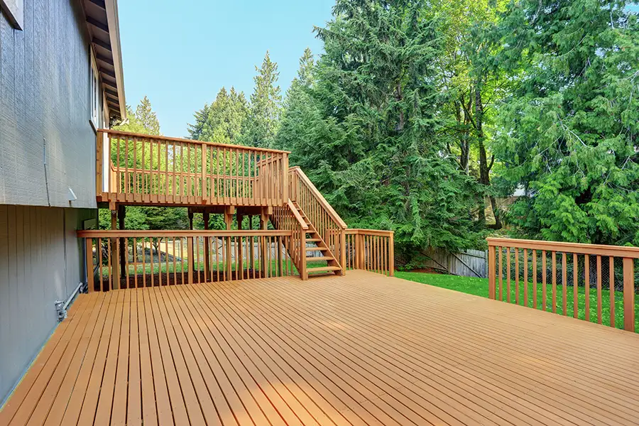 staining deck and fencing, weather proofing outdoor set up - Fairview Heights, IL